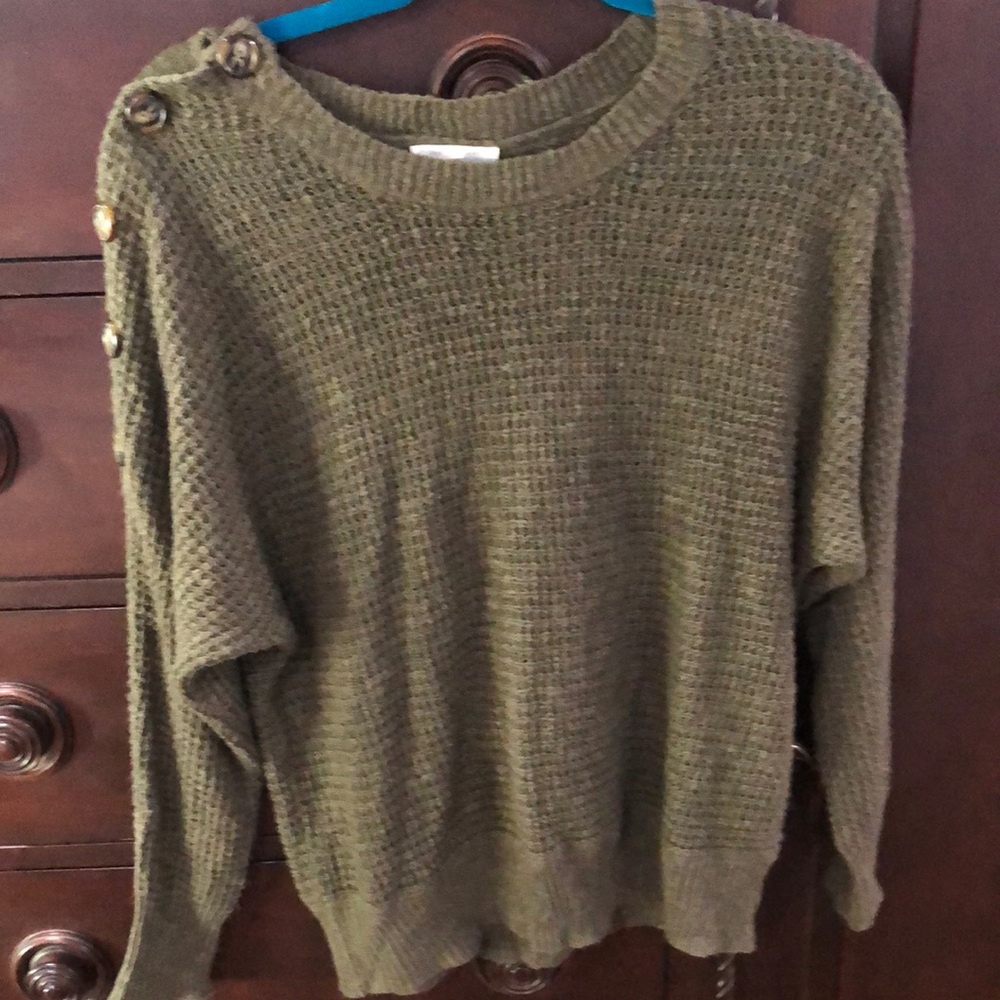 Green Crew Neck Knit Sweater with Relaxed Fit